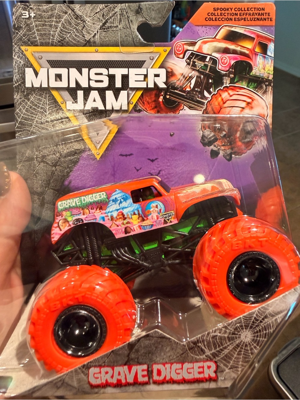 Monster Jam Spooky Collection Monster Truck - Grave Digger